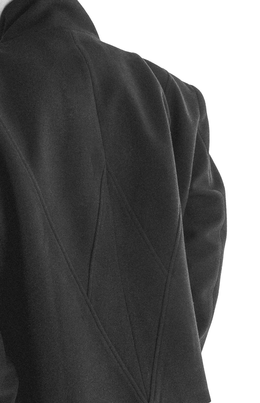 Twill tape logo on the jacket back